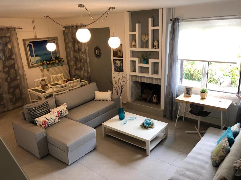 Sofia'S Pearl Beachfront Maisonette Nea Kallikrateia 외부 사진